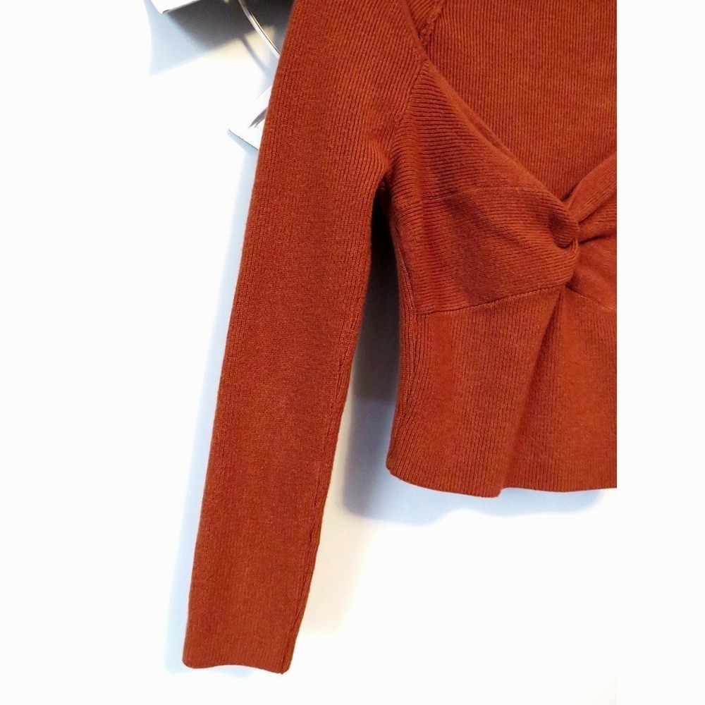 REORIA Rust Orange Twist‎ Front Ribbed Knit Sweater Large Long Sleeve Fitted Top - Picture 3 of 7